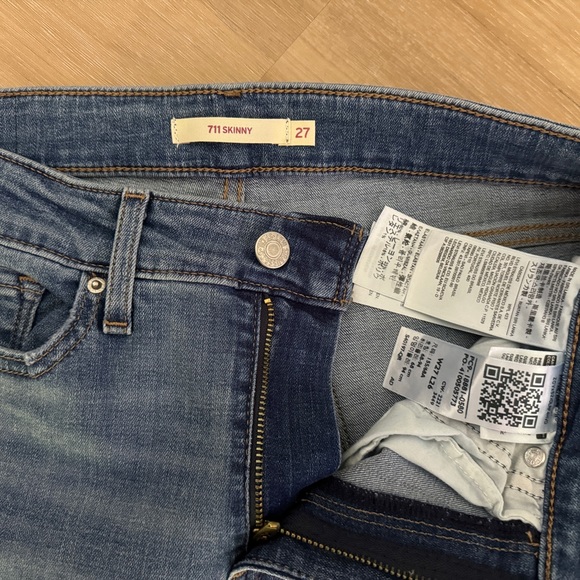 Levi’s 711 Skinny Mid Rise Ankle Jeans Size 27 - Picture 9 of 10